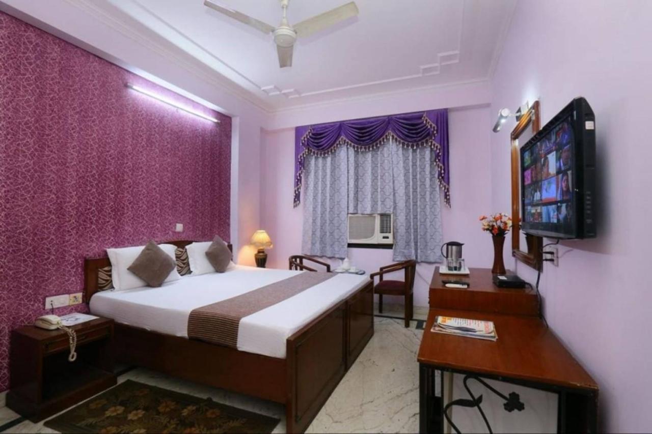 Hotel Indraprastha Delhi  Exterior photo