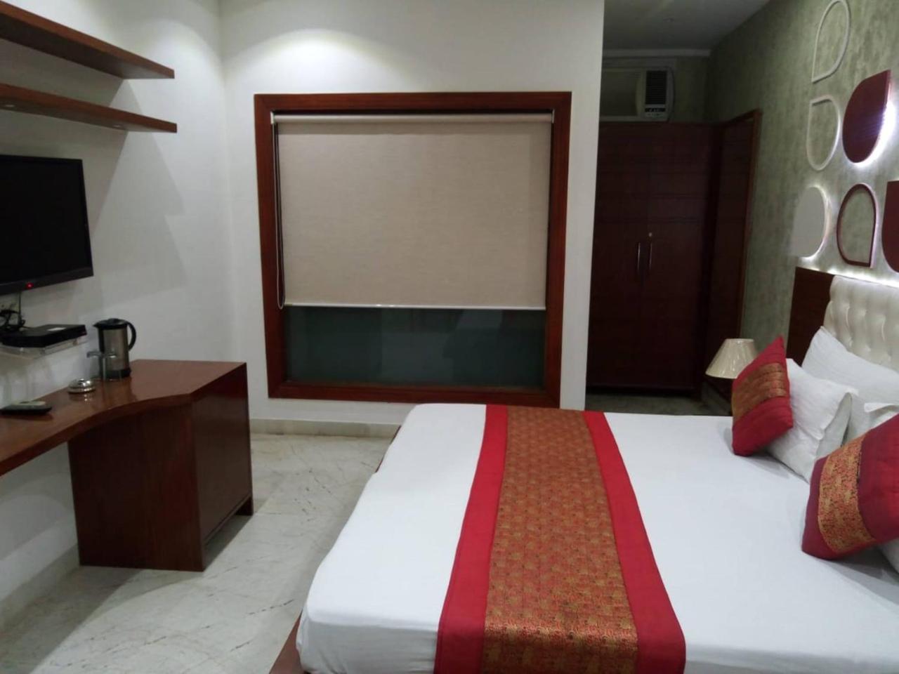 Hotel Indraprastha Delhi  Exterior photo